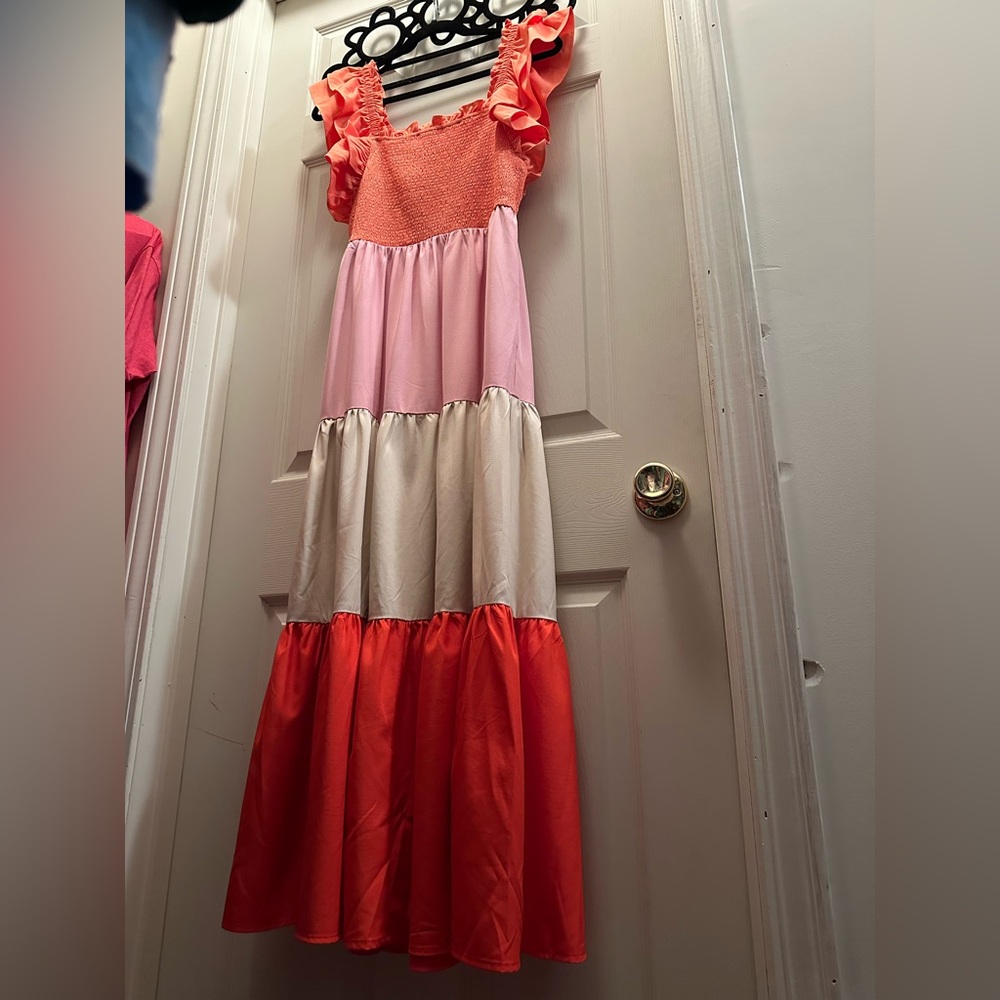 Entro Coral Maxi Dress